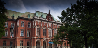 Uniwersyteckie kluby pokerowe? Czemu nie?