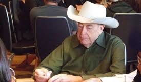 Doyle Brunson odkrywa karty
