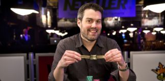 Oto zwycięzca turnieju $10,000 Seven Card Stud Championship