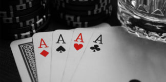 Pokerowe strategie Eda Millera: Jak ograć zawodnika stosującego slowplay?