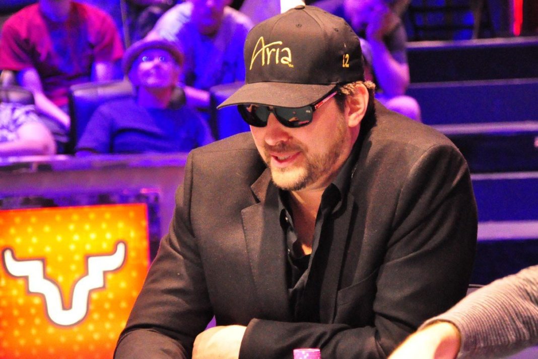 Phil Hellmuth zagra w domowej grze z miliarderami!