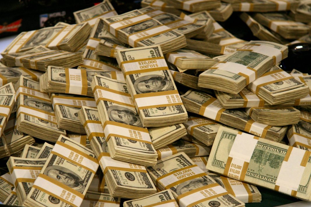 Zwycięzca Sunday Million zgarnia pół miliona. Polak szósty