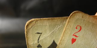 Koniec papierowego BLUFF -u?