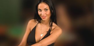 Dealer na żywo na stronach PokerStars