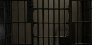 2 lata więzienia za śmiertelne pobicie przy stole