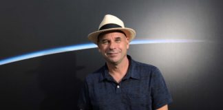 Entuzjasta pokera, Laliberte, sprzedał swój cyrk