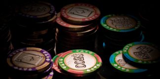 Czekoladowe żetony pokerowe – samo zło?