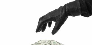 Pokerzysta dostaje 8 lat więzienia za kradzież