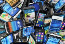 Smartfony popularyzują gry pokerowe wśród młodych
