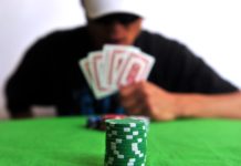 Wchodzenie w umysł pokerowego przeciwnika