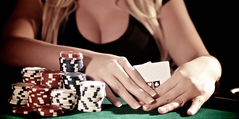 poker eng chris moneymaker promoting poker