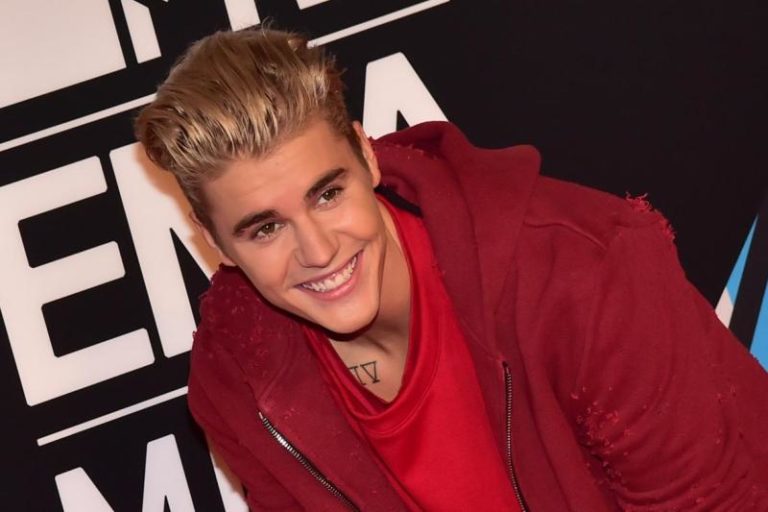 Tak, on też, Justin Bieber gra w Texas Hold’em!