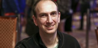 Erik Seidel o krok od pobicia Daniela Negreanu w wygranych turniejowych