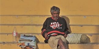 Ego, tilt i błędne koło pokerowych pomyłek