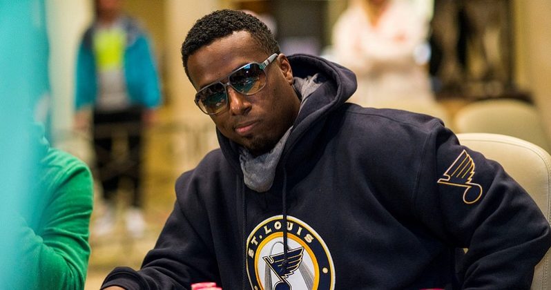 Jedenastokrotny mistrz WSOP Circuit Maurice Hawkins zakończył spór stakingowy
