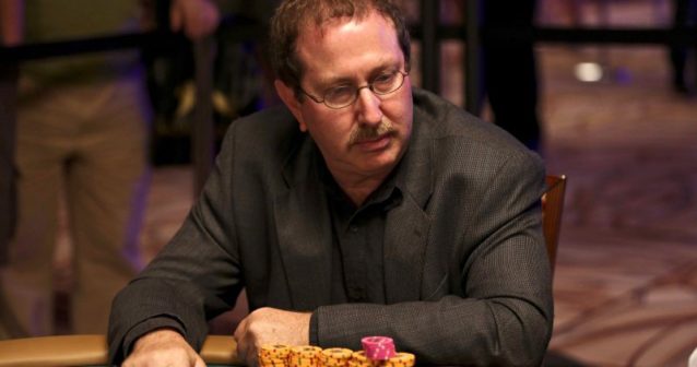 Norman Chad: “O pokerze mówi się dużo złego, ale ludzie nadal kochają tę grę”