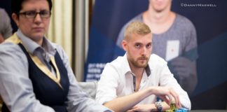 Manig Loeser na prowadzeniu przed finałem Main Eventu SH Triton w Czarnogórze Manig Loeser - Triton Super High Roller Series Czarnogóra