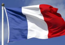 Poker online – Francja chwali wspólną pulę graczy. Włoskie media pokerowe napisały petycję Francja