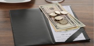 Jakie napiwki dawać krupierom, bez pozbywania się zysków?