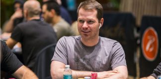 Jonathan Little tłumaczy slowroll i radzi, jak na to reagować poker