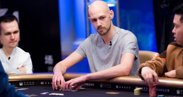 Triton SHR Series: Chidwick i Schulman awansują w Dniu 1B 100.000 HKD Short Deck