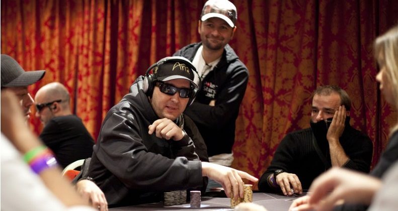 Używanie werbalnych telli w pokerowych rozgrywkach