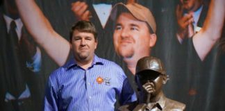 Poker jest martwy? Nie, po prostu jest inny poker