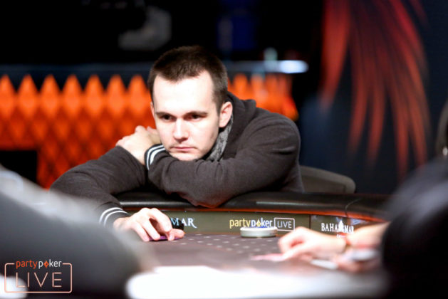 Analiza – Mikita Badziakouski vs David Peters w turnieju z wpisowym 250.000$