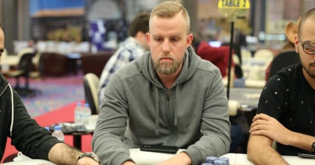 Merit Poker Cup Mediterranean: Bartłomiej Świeboda awansował w Dniu 1A Main Eventu