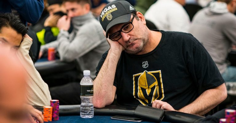 Mike Matusow stawia połowę swojego bankrolla na Daniela Negreanu