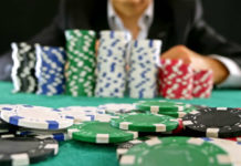 Sytuacje, w których powinieneś spasować od razu lub kontynuować do końca Pokerowa strategia