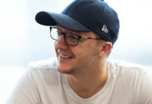 EPT Praga: Kahle Burns chip leaderem po dniu pierwszym Super High Rollera Kahle Burns - EPT Praga