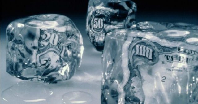 Jak dostosować strategię do turniejów freezeout?
